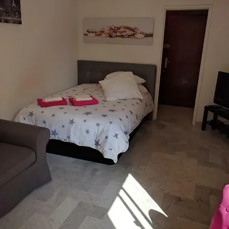 Mozart Apartment Cannes